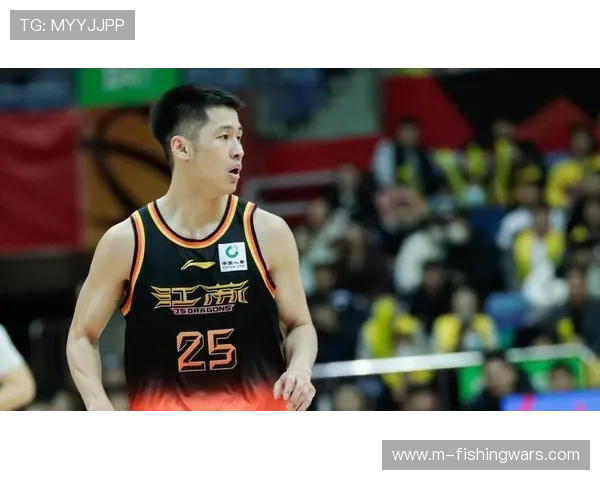 崔晓龙转投上海后机会有限，前国手面临阵容竞争